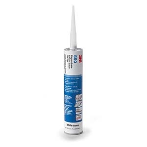 Mastic d'étanchéité, noir 550 à prise rapide, tube de 298 g (10,5 oz).